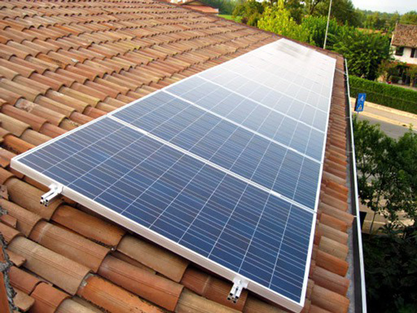 Kit struttura completo per 4 moduli fotovoltaici tetto a falda