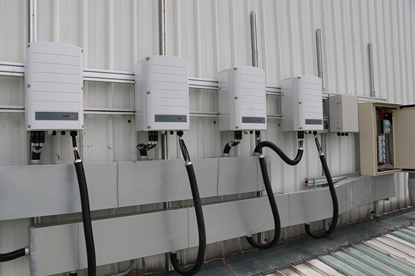 Solaredge SE12.5K – Inverter trifase 12.5 kW con configurazione SetApp